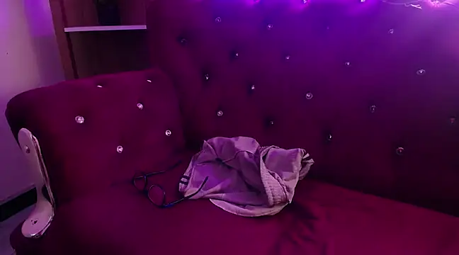 Snapshot of Andrew_Wolff chatting on 03/14/25, 06:50 Andrew Wolff online show from 03/14/25, 06:50