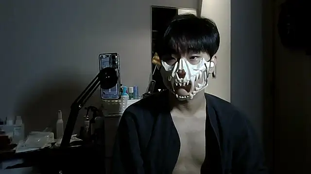 sdamvo2 online show from 11/25/25, 02:28