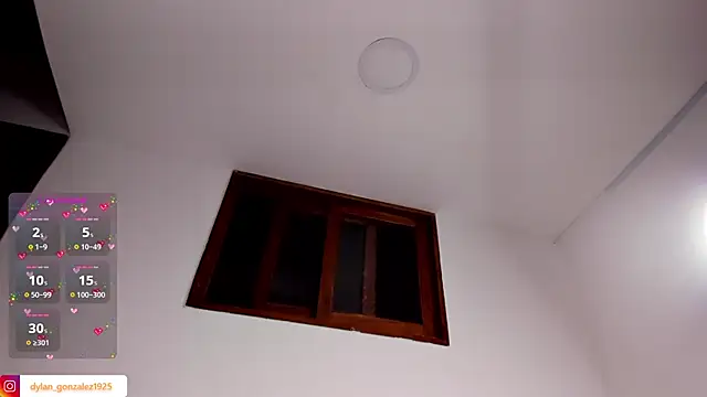 Snapshot of Dylan_Turnerr chatting on 09/25/25, 08:59 Dylan Turnerr online show from 09/25/25, 08:59