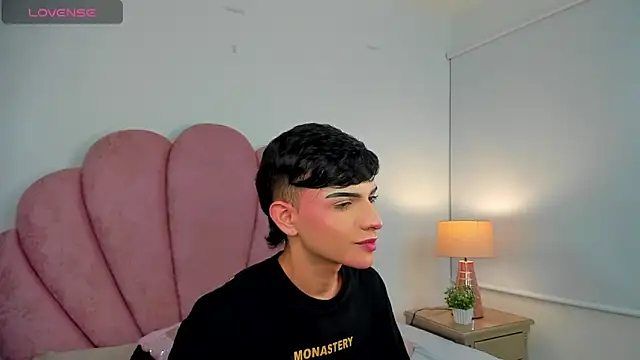 Snapshot of Dylan_Turnerr chatting on 03/06/25, 09:20 Dylan Turnerr online show from 03/06/25, 09:20