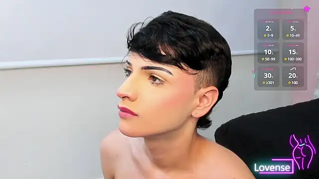 Snapshot of Dylan_Turnerr chatting on 03/05/25, 12:05 Dylan Turnerr online show from 03/05/25, 12:05