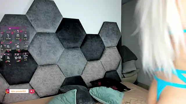 Snapshot of Dylan_Turnerr chatting on 09/10/25, 08:41 Dylan Turnerr online show from 09/10/25, 08:41