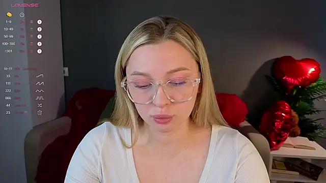 christie luv online show from 02/18/26, 11:17