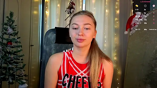 christie luv online show from 12/16/25, 01:04