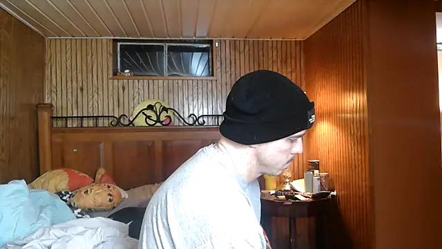 Snapshot of Mac_ThunderCock chatting on 12/20/25, 10:56 Mac ThunderCock online show from 12/20/25, 10:56