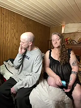 Snapshot of Mac_ThunderCock chatting on 02/24/26, 07:37 Mac ThunderCock online show from 02/24/26, 07:37