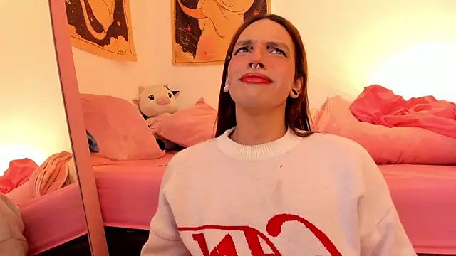 Loona s online show from 10/06/25, 06:52