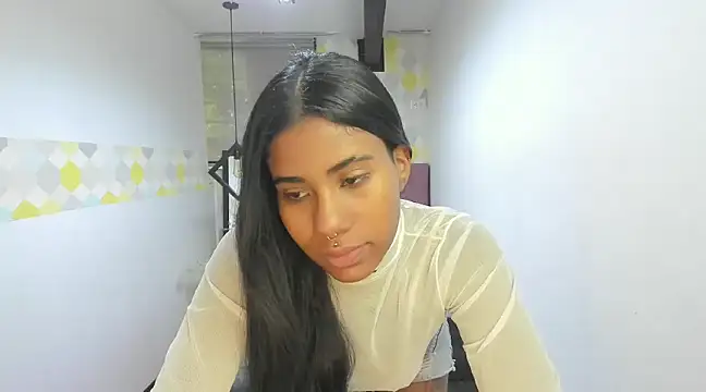 Snapshot of Abby_brown__ chatting on 03/03/25, 12:39 Abby brown online show from 03/03/25, 12:39