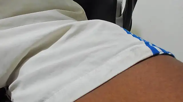 Snapshot of Dreamastercum_ chatting on 06/19/26, 12:11 Dreamastercum online show from 06/19/26, 12:11
