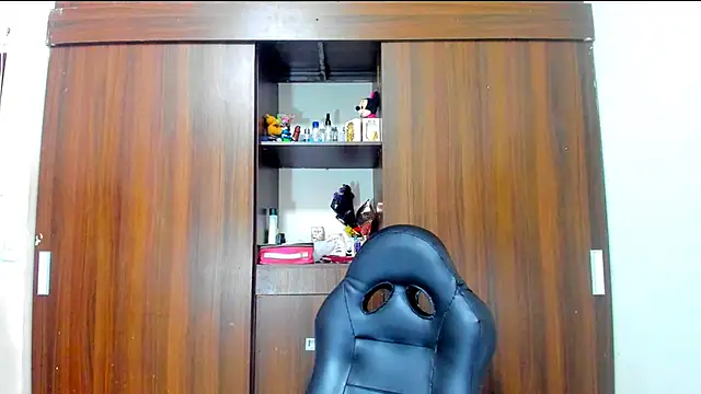 Dreamastercum  online show from 11/21/25, 10:20