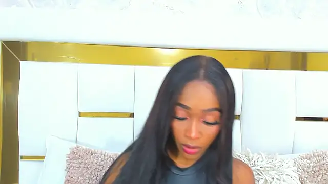 AlexiaAbbey online show from 11/30/25, 04:08