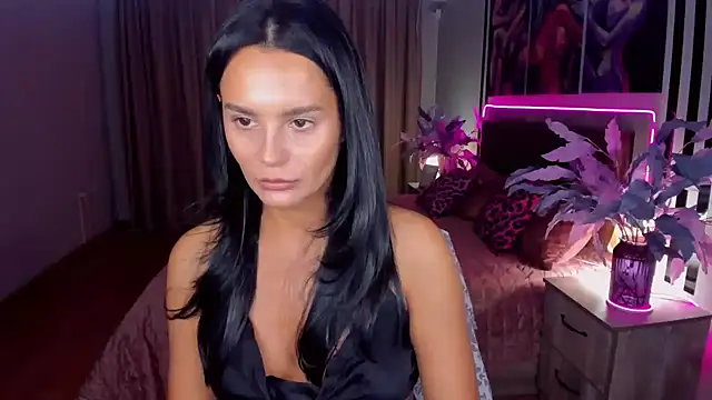 DanaSincere online show from 10/02/25, 05:44