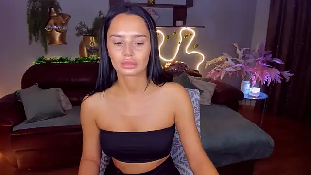 DanaSincere online show from 12/20/25, 06:27