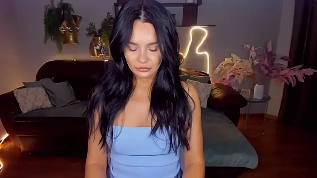 DanaSincere online show from 12/14/25, 06:30