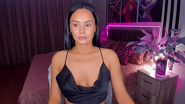 DanaSincere online show from 10/03/25, 04:03