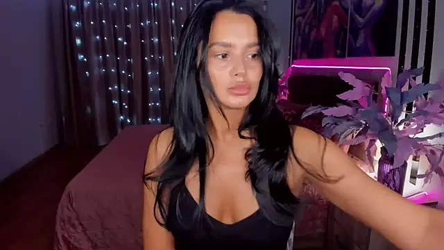 DanaSincere online show from 10/15/25, 03:49