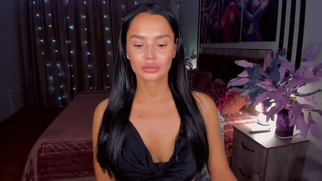 DanaSincere online show from 11/27/25, 03:40