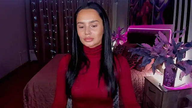 DanaSincere online show from 10/29/25, 03:49