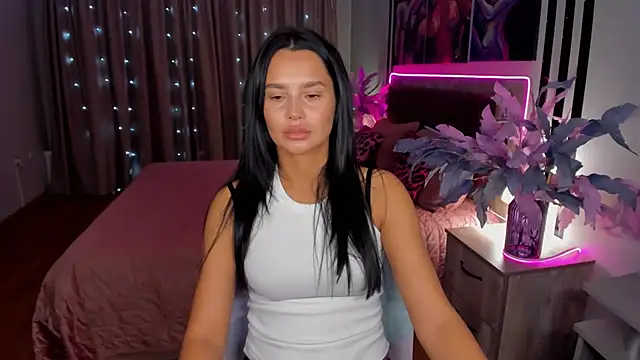 DanaSincere online show from 10/23/25, 03:38