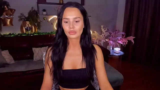 DanaSincere online show from 12/17/25, 04:17