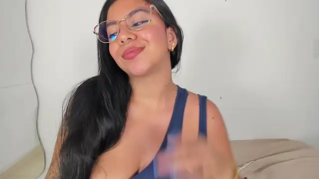 emilyy cooperr online show from 12/22/25, 12:16