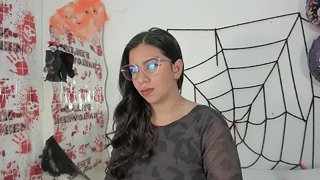 emilyy cooperr online show from 10/15/25, 12:02