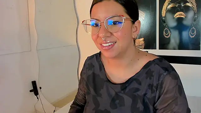 emilyy cooperr online show from 11/13/25, 12:09