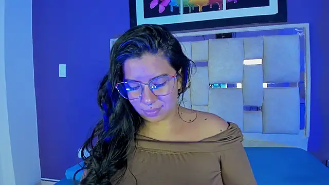 emilyy cooperr online show from 02/24/26, 12:17