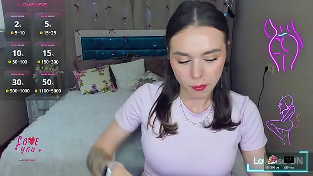 EmelyMason online show from 05/05/26, 10:18