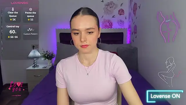 EmelyMason online show from 04/10/26, 06:09