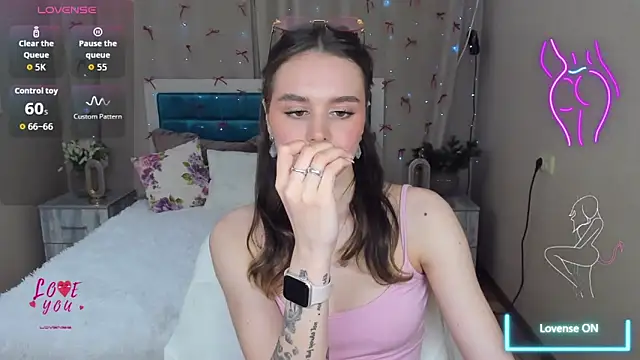 EmelyMason online show from 04/15/26, 05:35