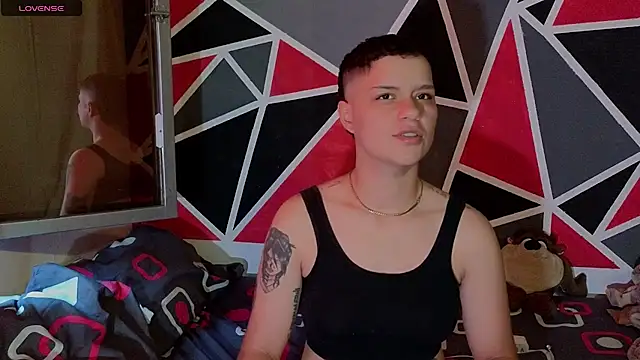 demimoore222 online show from 09/19/25, 09:30