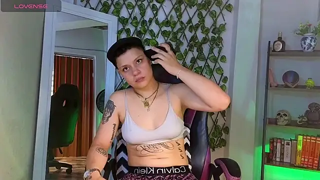 demimoore222 online show from 03/20/25, 09:13