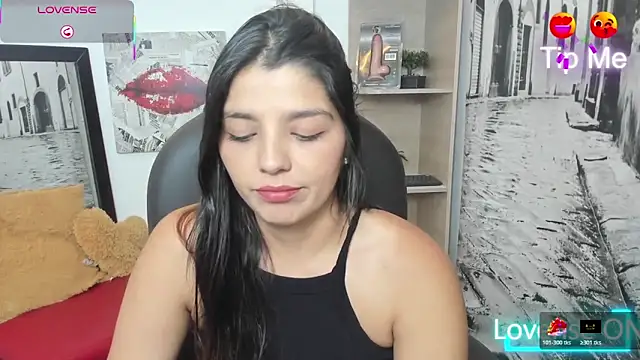 Snapshot of issa__nassar chatting on 11/04/25, 02:21 issa nassar online show from 11/04/25, 02:21