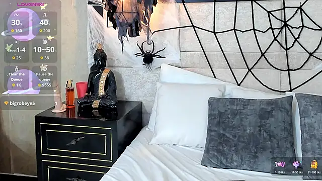 LiliJensen online show from 10/25/25, 07:58