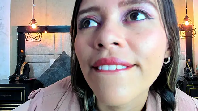 LiliJensen online show from 11/17/25, 08:24