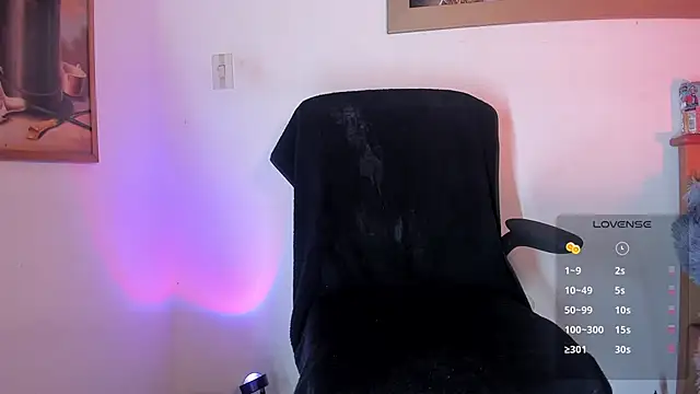 CRAZY-BOY99 online show from 04/13/26, 09:57