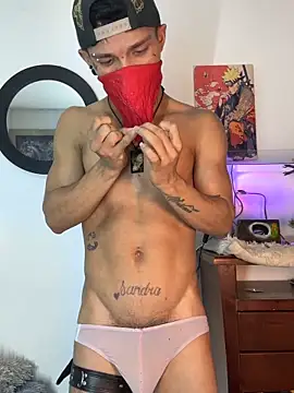 CRAZY-BOY99 online show from 05/17/26, 04:12