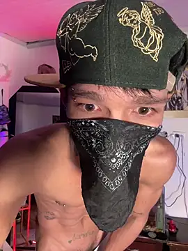 CRAZY-BOY99 online show from 12/22/25, 09:09