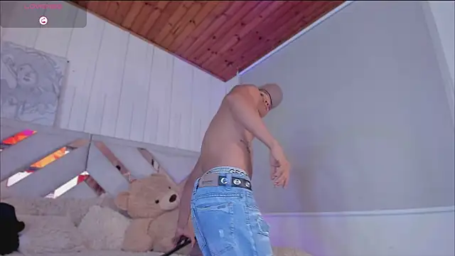 CRAZY-BOY99 online show from 03/11/25, 12:11