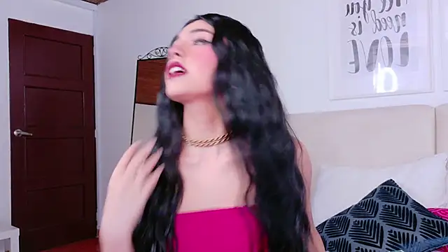 SaritaBratz online show from 10/22/25, 08:52