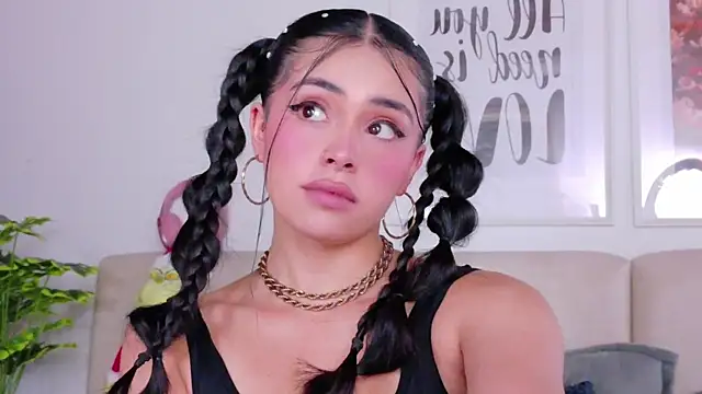 SaritaBratz online show from 11/28/25, 09:04