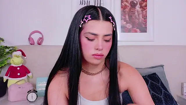 SaritaBratz online show from 12/16/25, 09:30