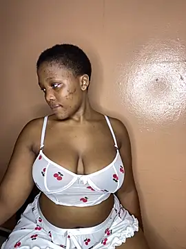 Beyoncex05 online show from 03/16/26, 04:21