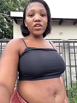 Beyoncex05 online show from 11/13/25, 04:11