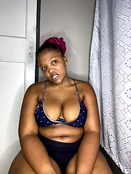 Beyoncex05 online show from 12/22/25, 07:14