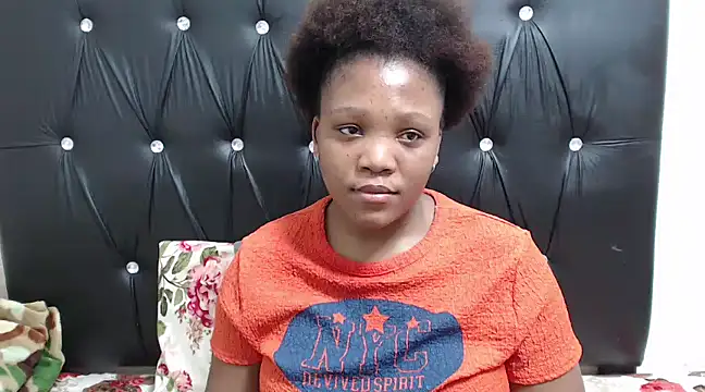 Beyoncex05 online show from 03/11/25, 08:31