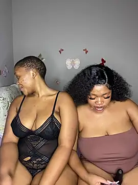 Beyoncex05 online show from 02/12/26, 08:52