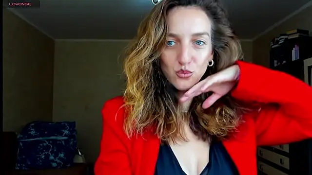 desired zzoya online show from 09/13/25, 03:06