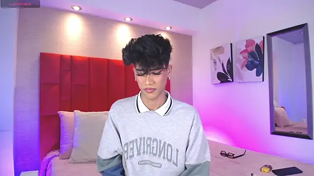 Jonas Rivers online show from 04/08/26, 03:08